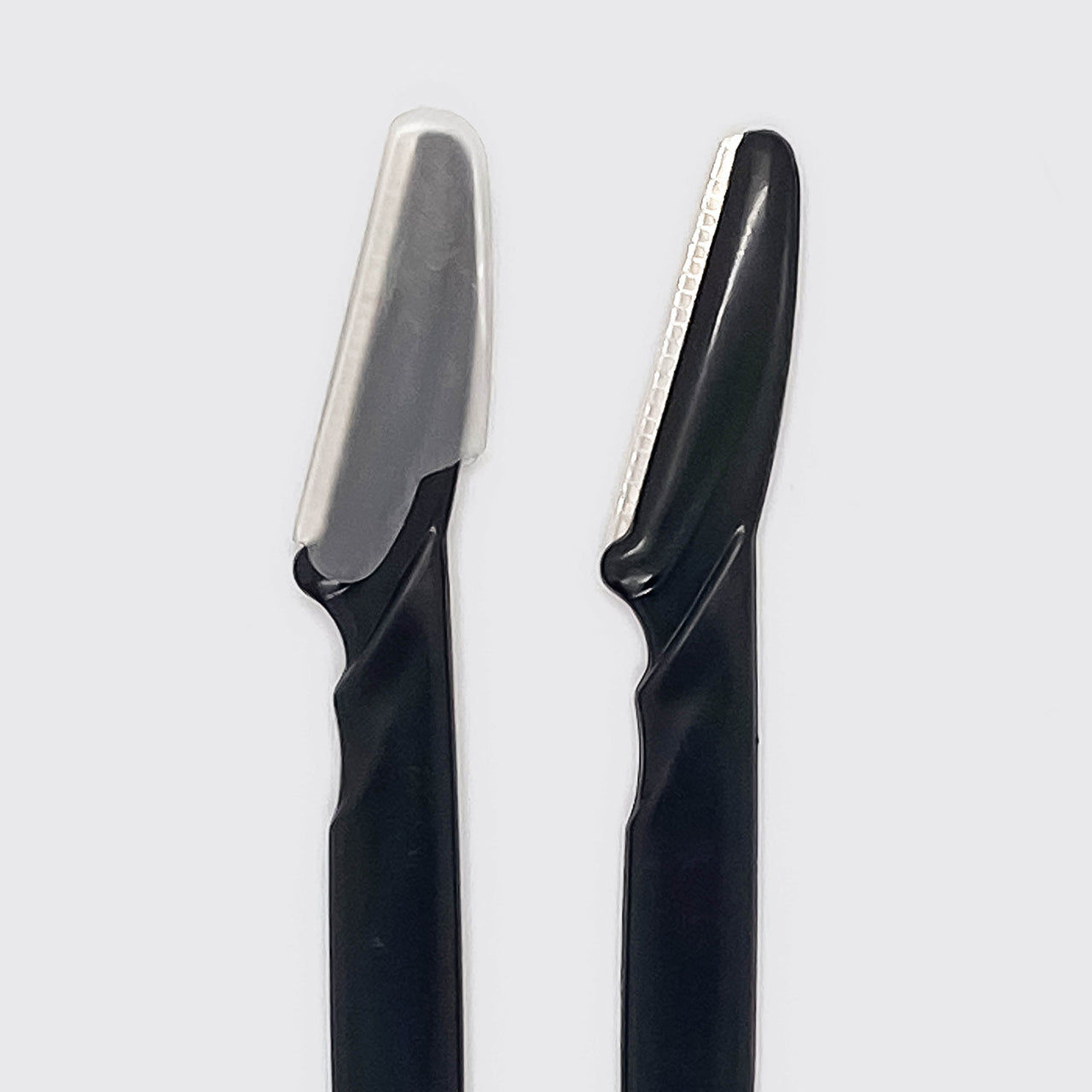 5454-Dermaplaner-12pc-Kitschpro-Black-2-1280x1280px-1.jpg